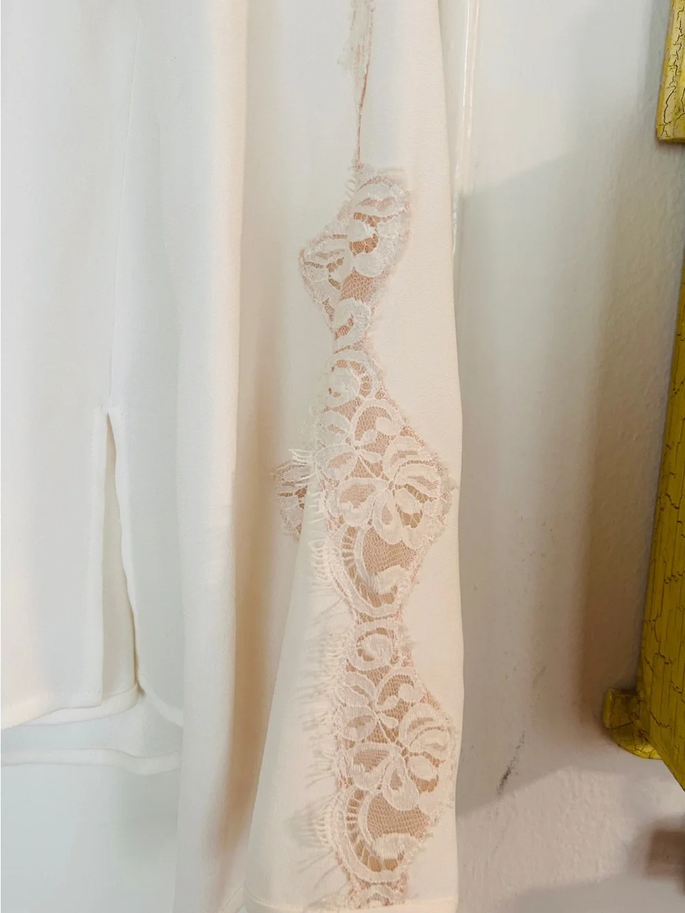 BCBGMaxAzria lightweight cream